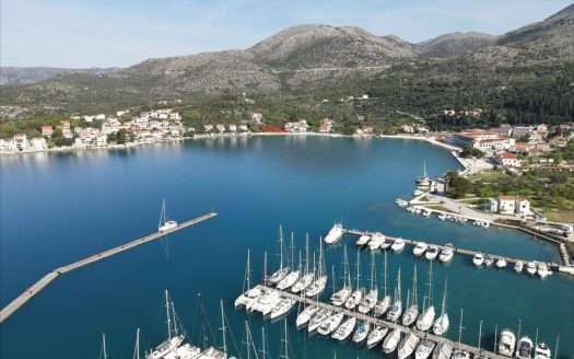 Slano parcela na moru